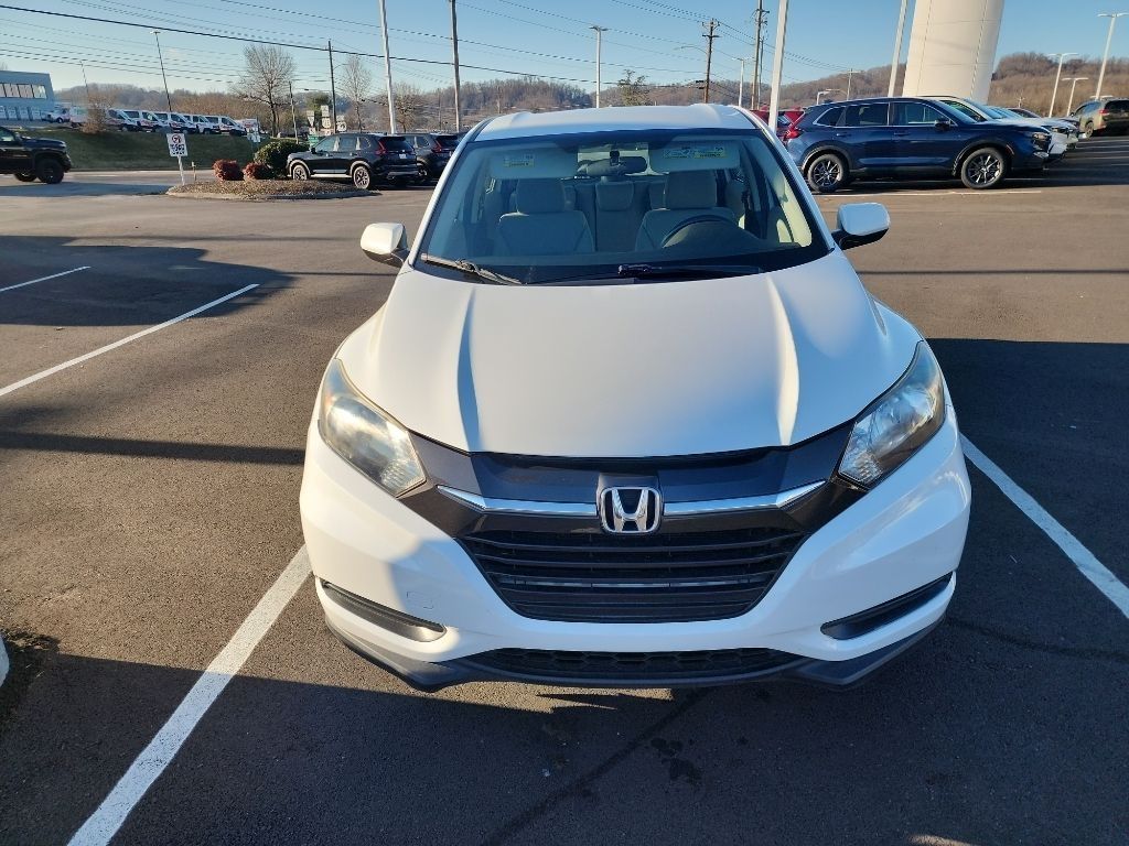 2016 Honda HR-V LX's photo
