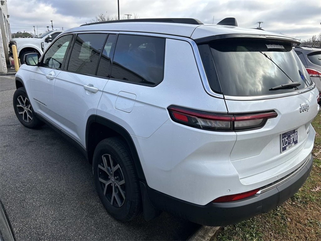 2025 Jeep Grand Cherokee Limited photo 4