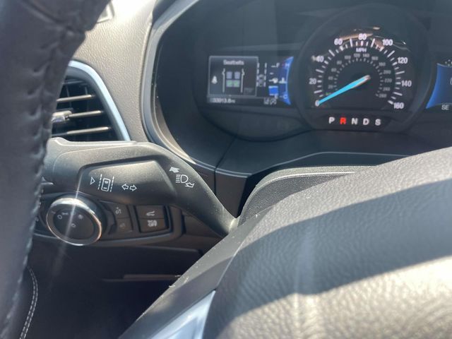 2024 Ford Edge Titanium photo 31