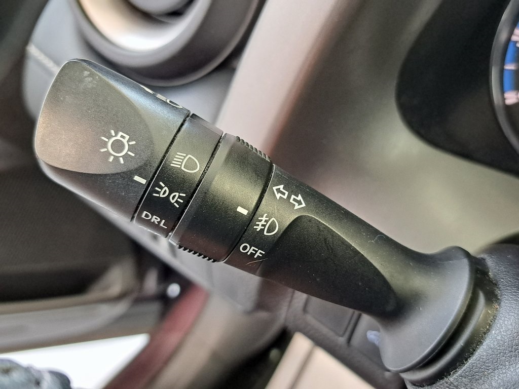 2016 Toyota RAV4 XLE photo 12