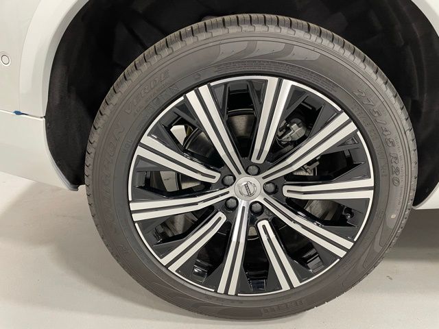 2025 Volvo XC90 Plus photo 6