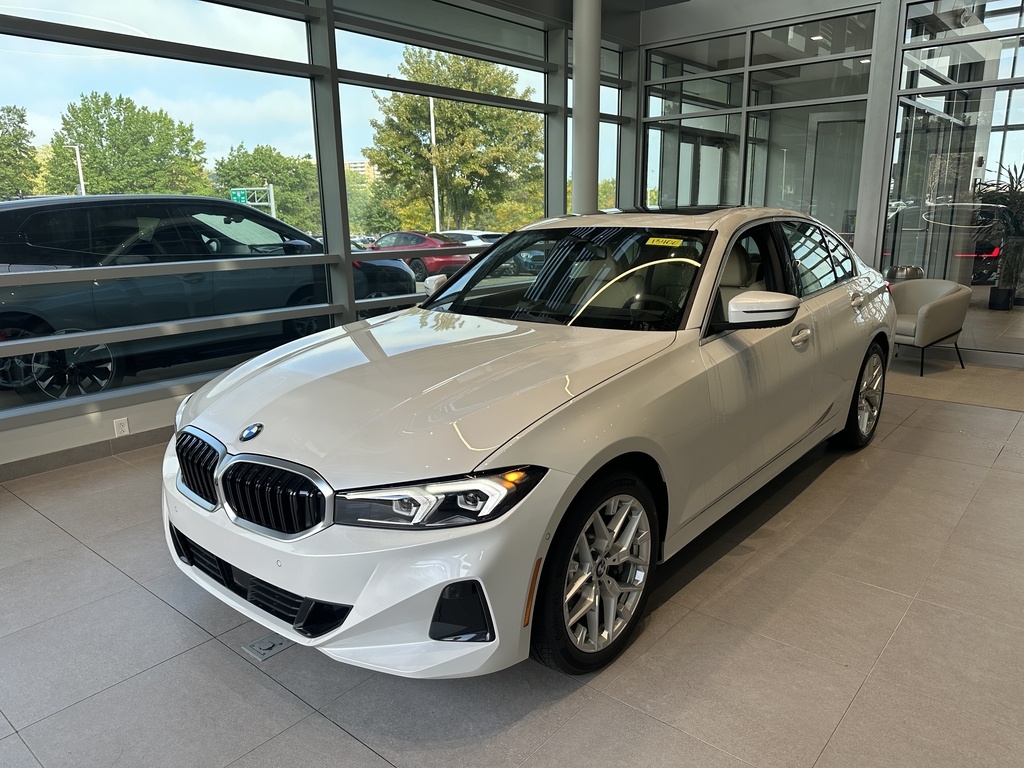 2025 Bmw 330i xDrive Sedan photo 3