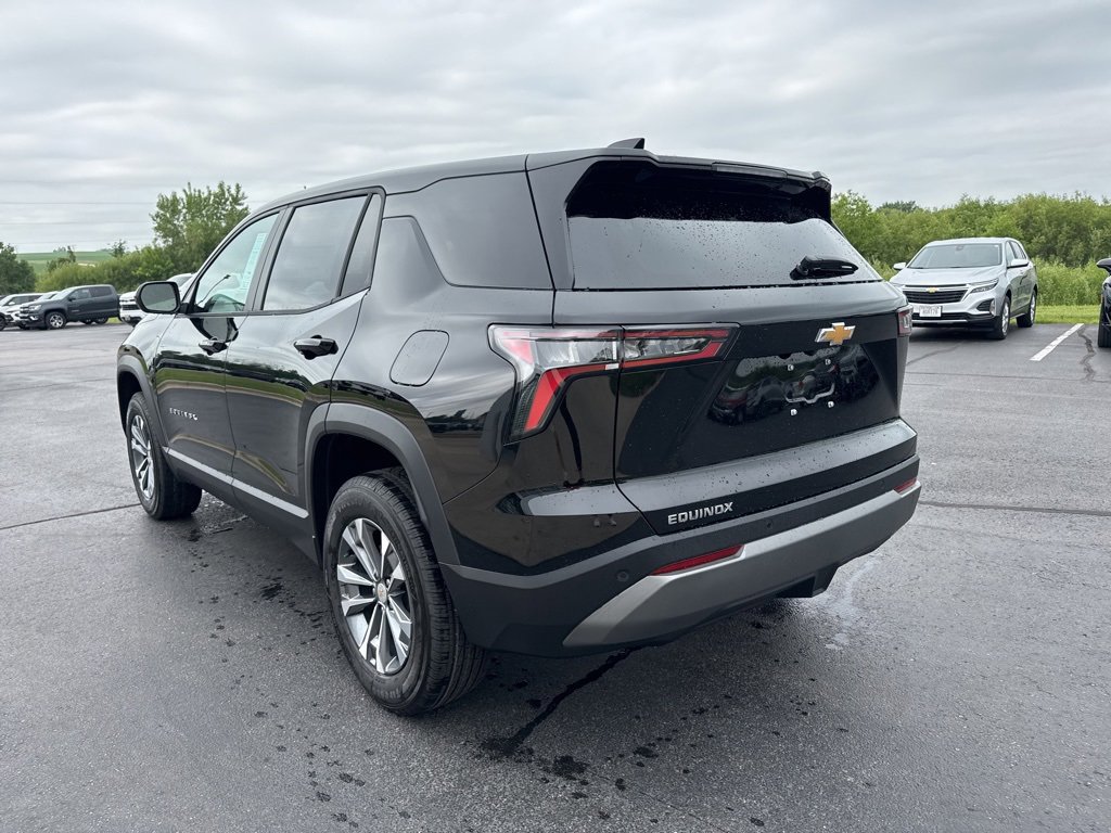 2026 Chevrolet Equinox LT photo 5