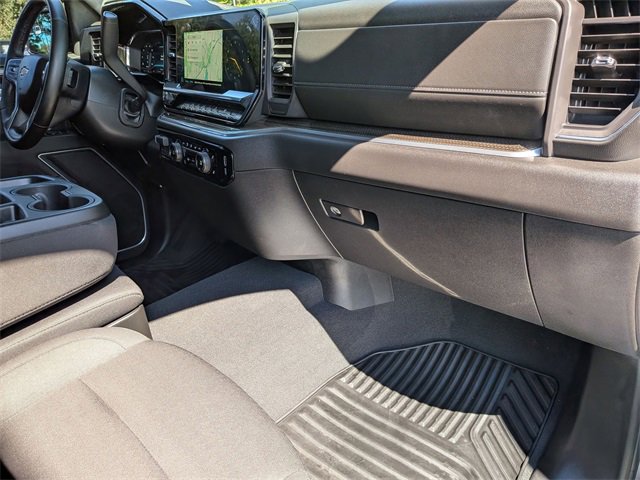 2025 Chevrolet Silverado 1500 LT photo 38
