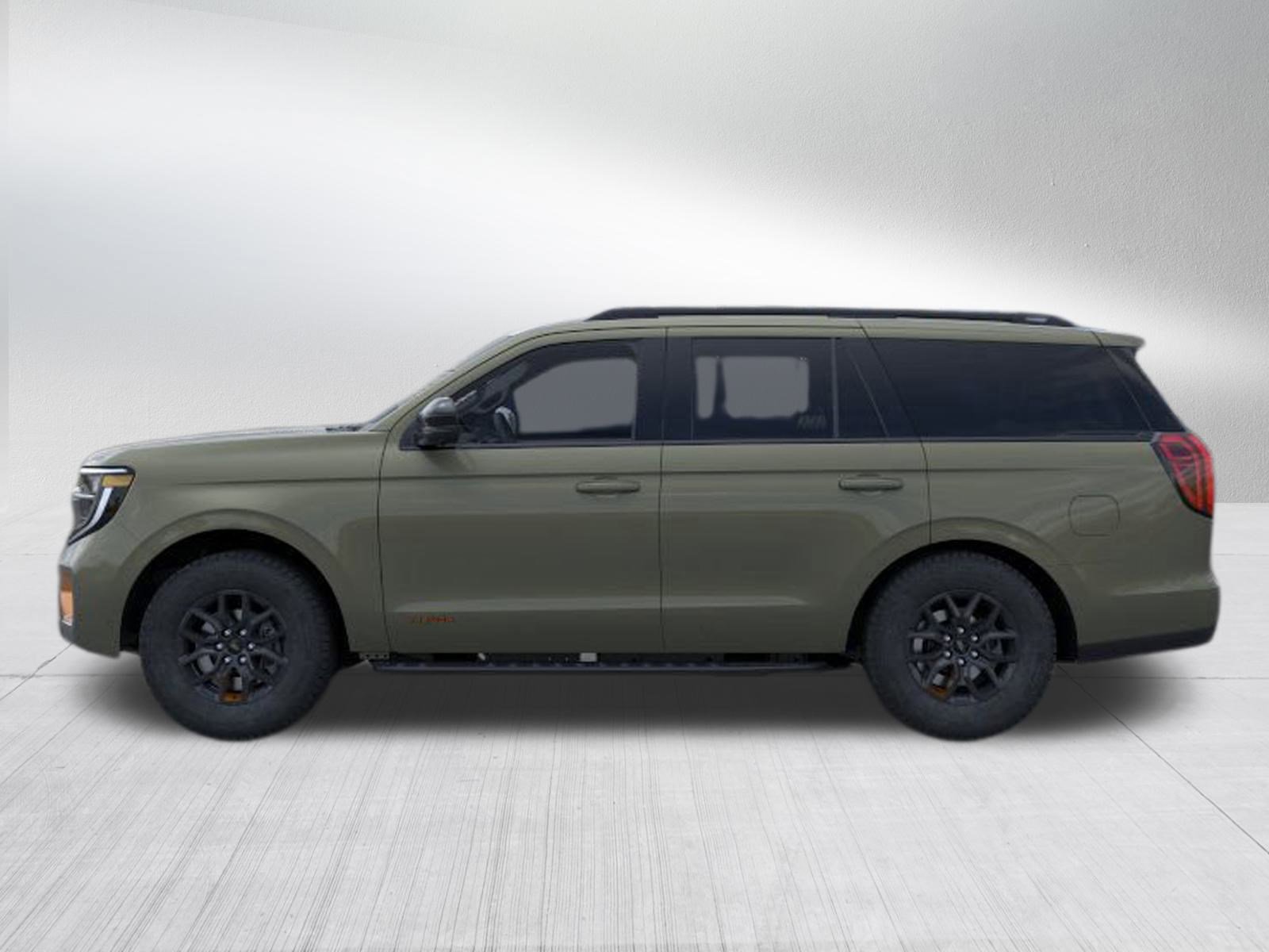 2025 Ford Expedition photo 2