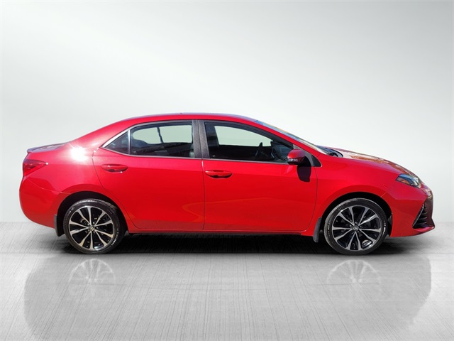 2018 Toyota Corolla SE photo 4