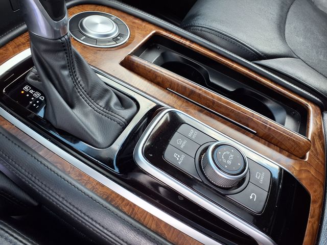 2024 Nissan Armada SL photo 28