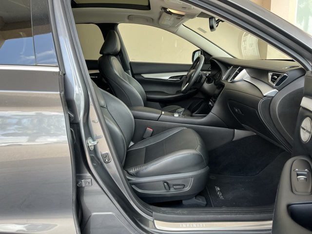 2022 Infiniti QX50 Essential photo 24