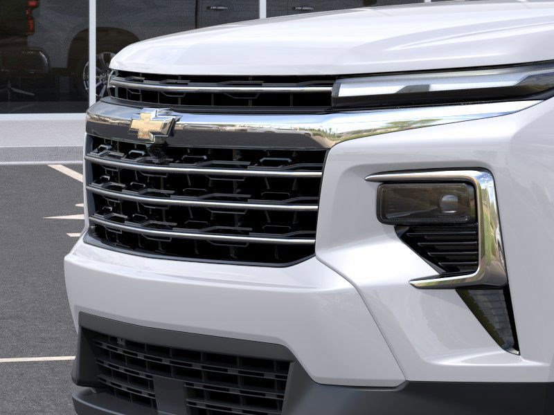 2025 Chevrolet Traverse photo 12