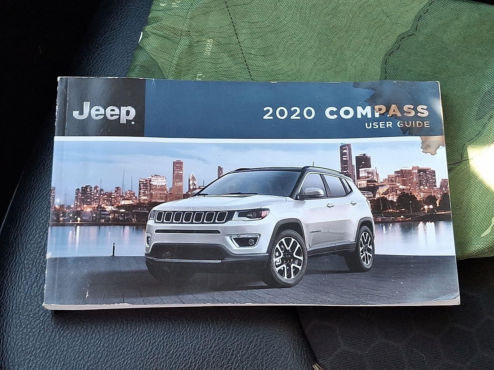 2020 Jeep Compass Latitude photo 25