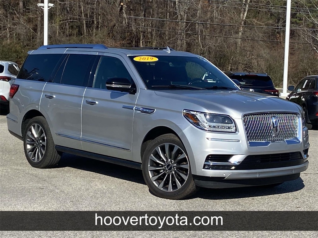 2019 Lincoln Navigator Select's photo