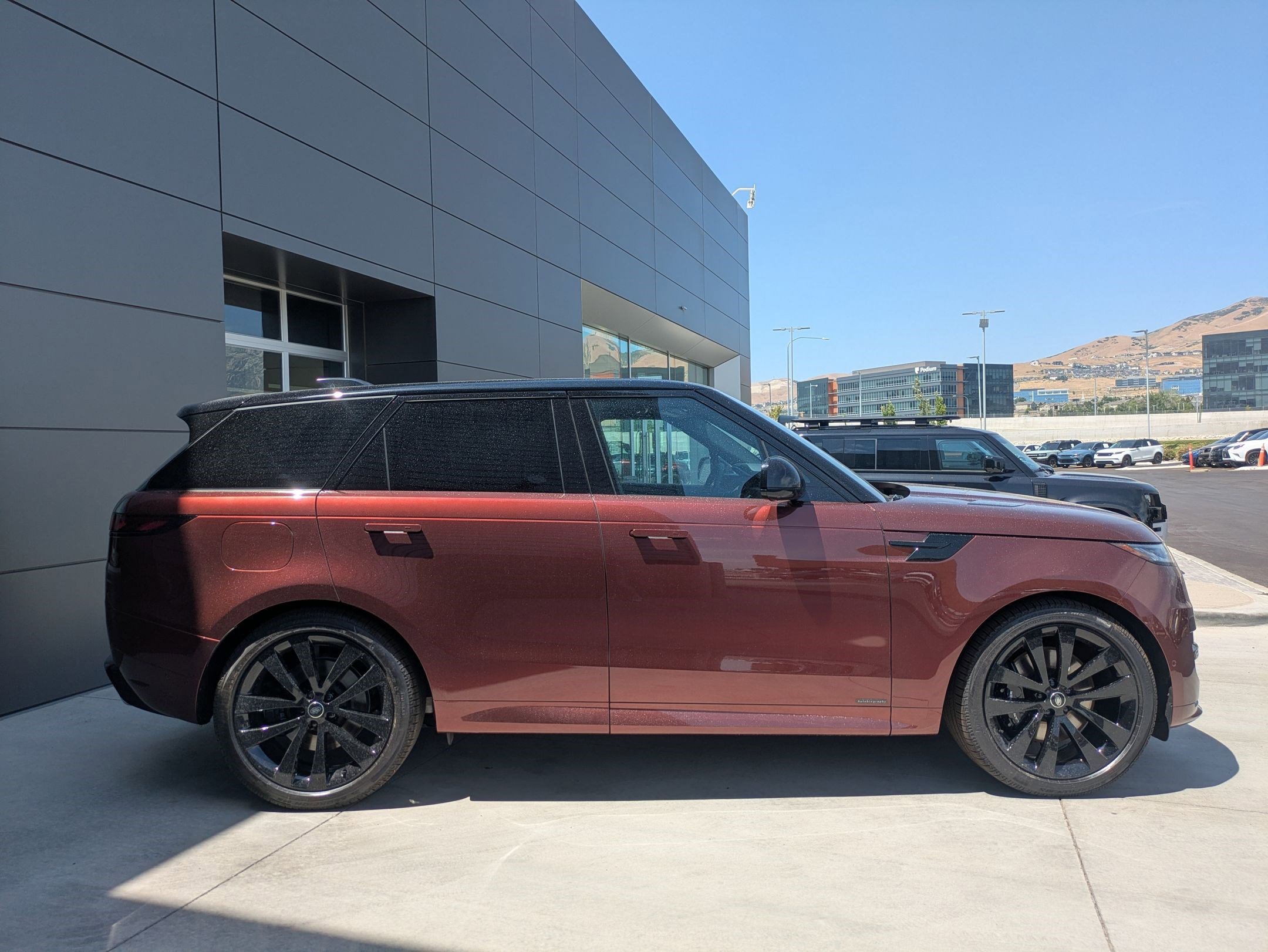 2025 Land Rover Range Rover Sport Autobiography photo 4