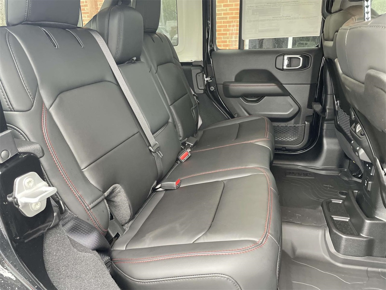 2025 Jeep Wrangler Rubicon X photo 26
