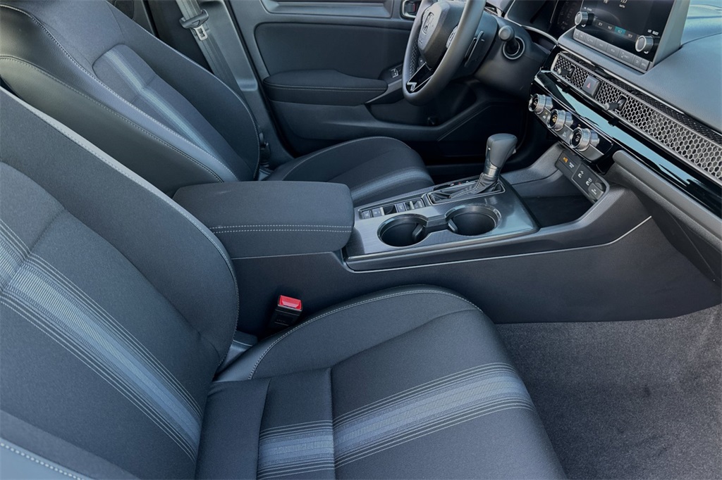 2025 Honda Civic Hatchback Sport photo 15