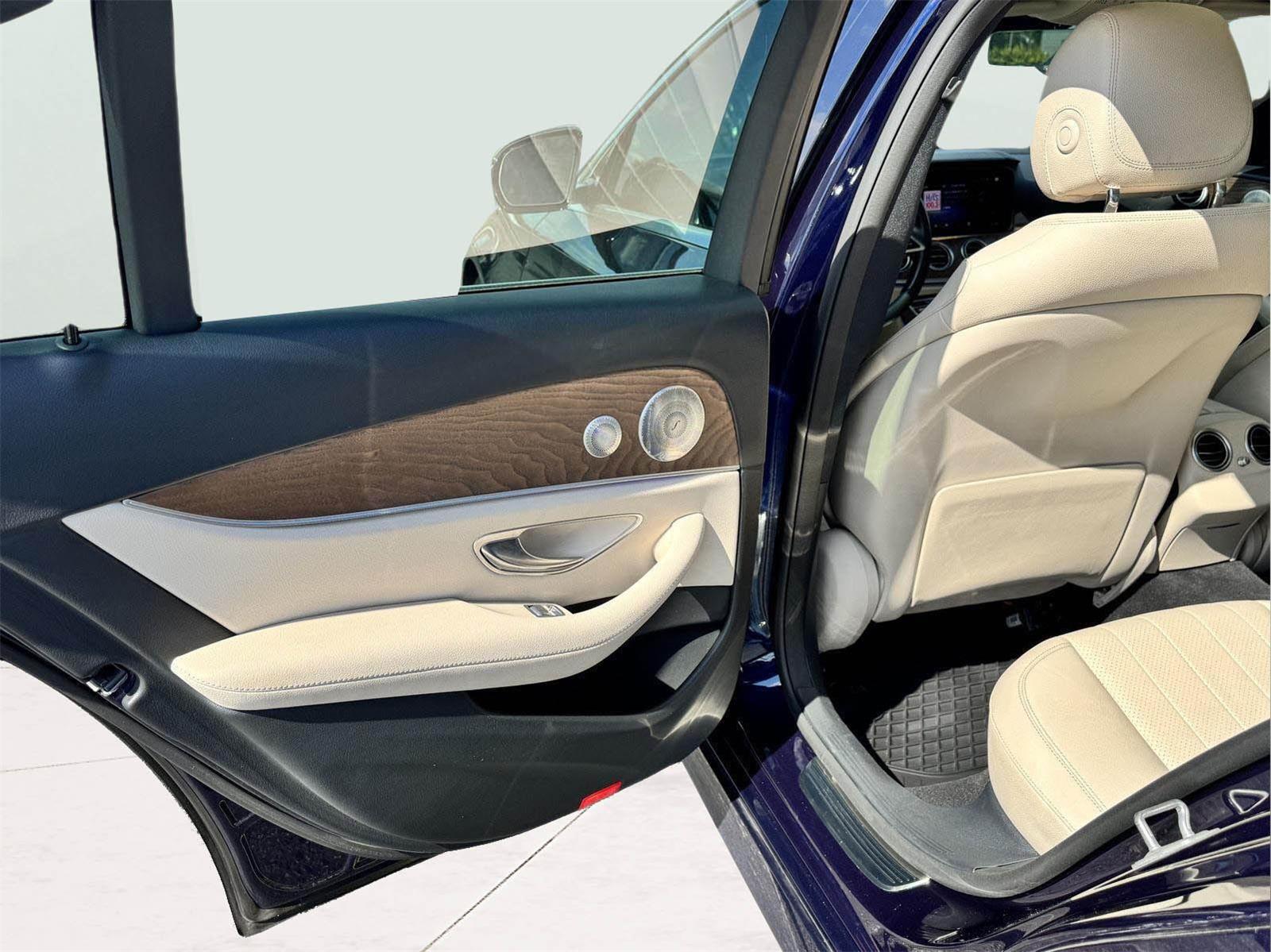 2021 Mercedes Benz E 350 photo 47