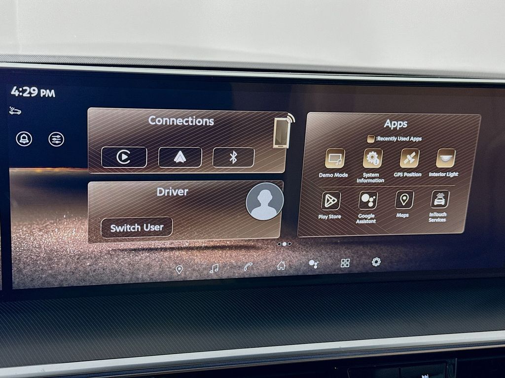 2025 Infiniti QX80 Luxe photo 11