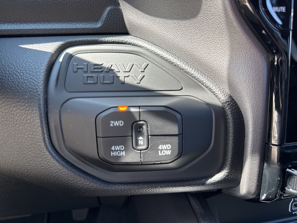 2026 Ram 2500 Laramie photo 44