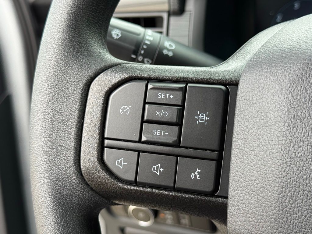 2025 Ford F-150 STX photo 13