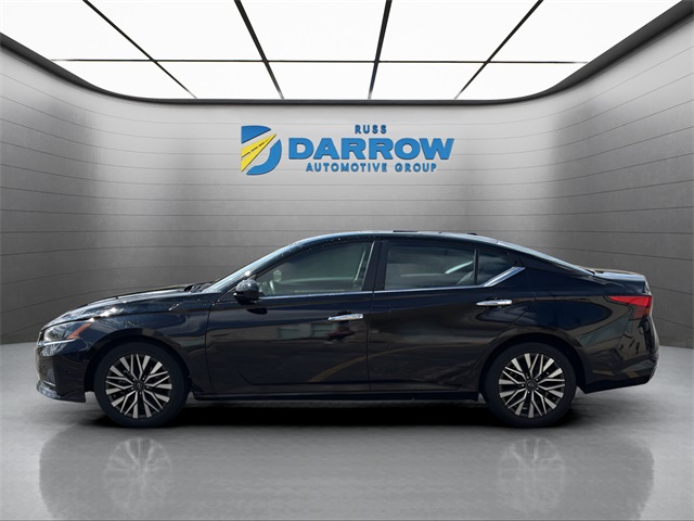 2023 Nissan Altima 2.5 SV photo 2