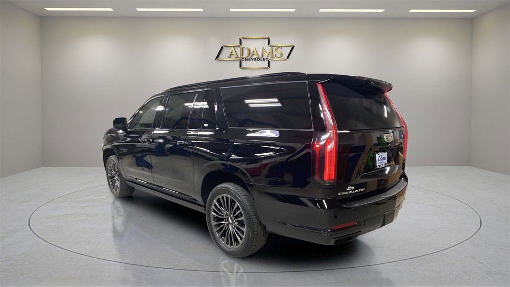 2025 Cadillac Escalade ESV Sport Platinum photo 6