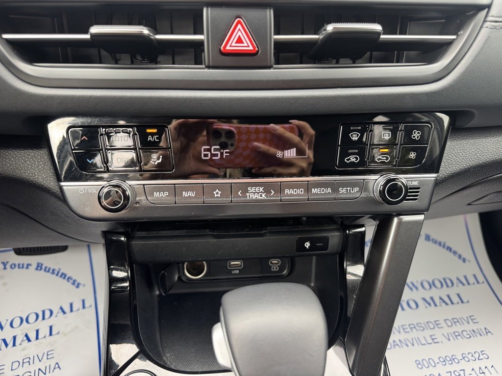 2024 Kia Seltos EX photo 20