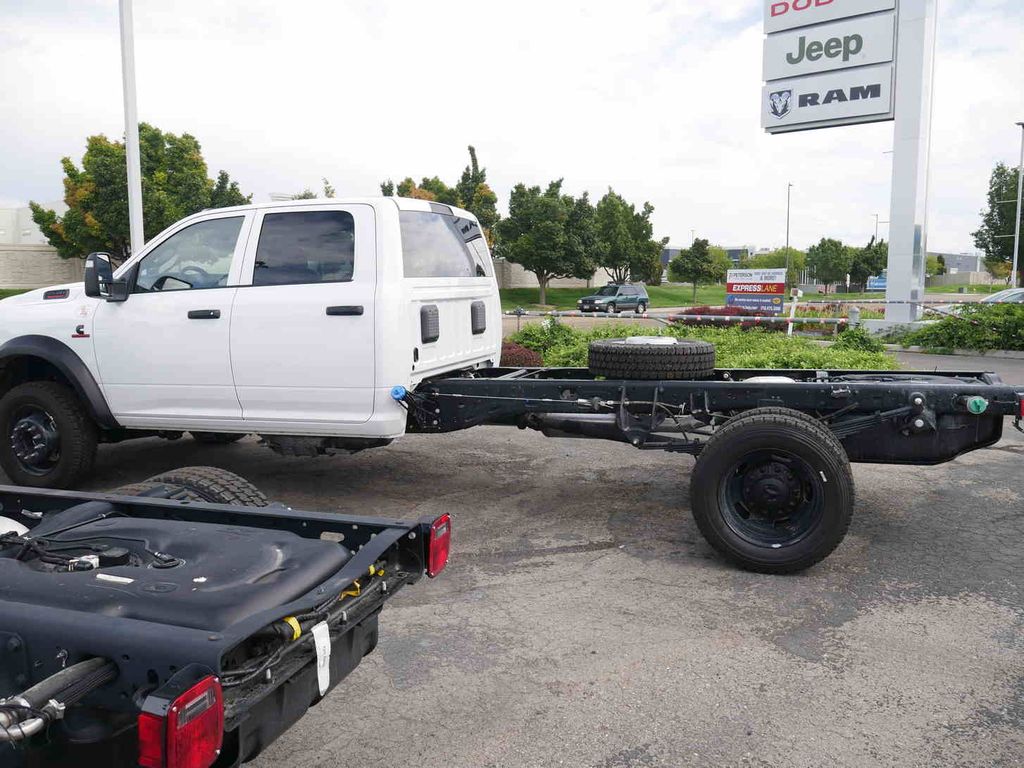 2026 Ram 5500 Tradesman photo 4