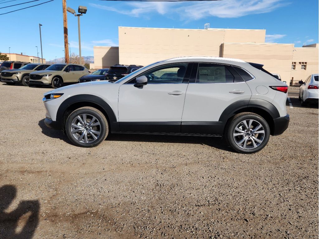 2025 Mazda CX-30 2.5 S Premium photo 2