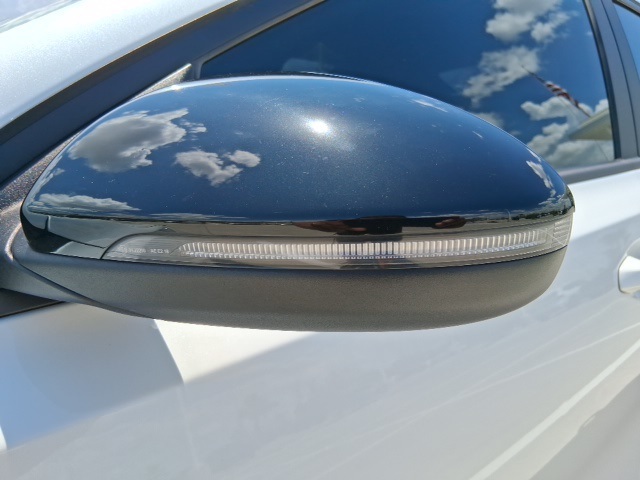 2023 Kia Forte GT-Line photo 23