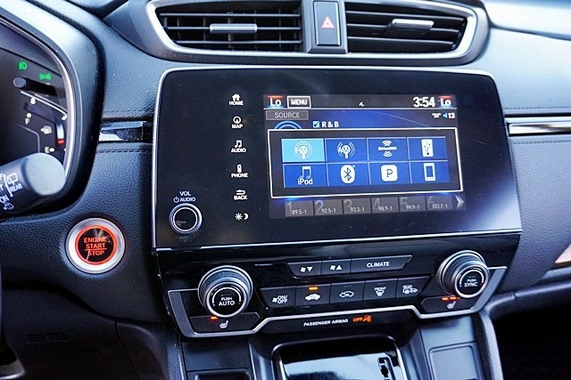 Used 2018 Black Honda Touring image 24