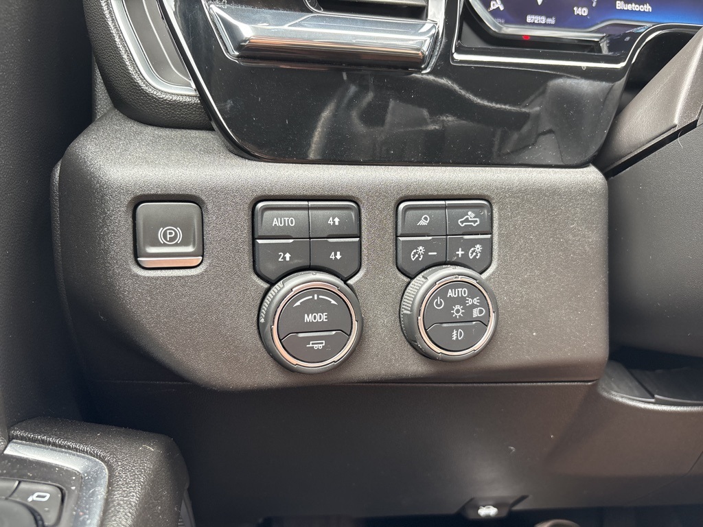 2023 Chevrolet Silverado 1500 LTZ photo 22