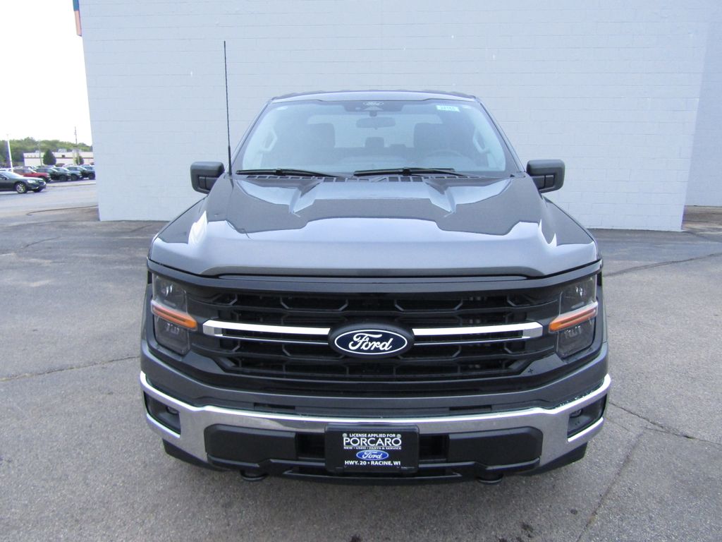 2025 Ford F-150 XLT photo 3