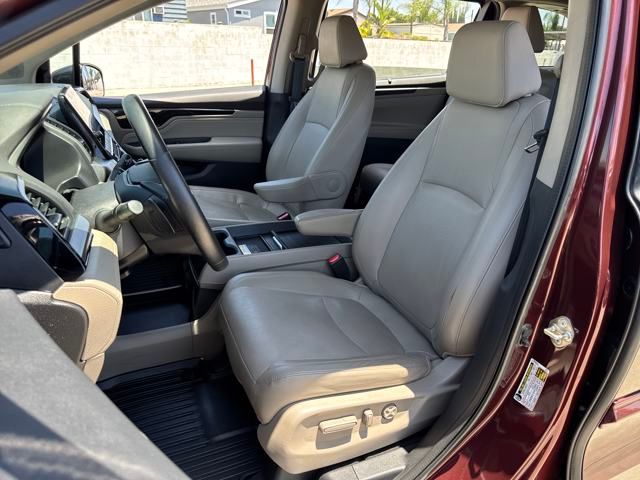 2018 Honda Odyssey Elite photo 4