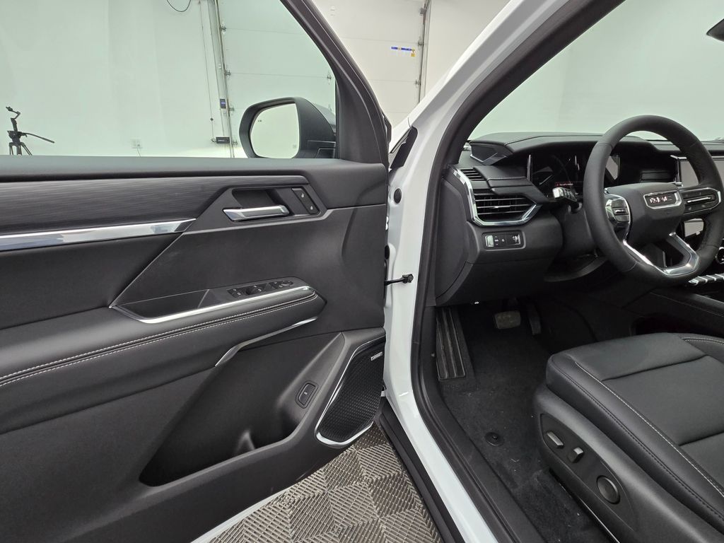 2026 Gmc Acadia Elevation photo 21