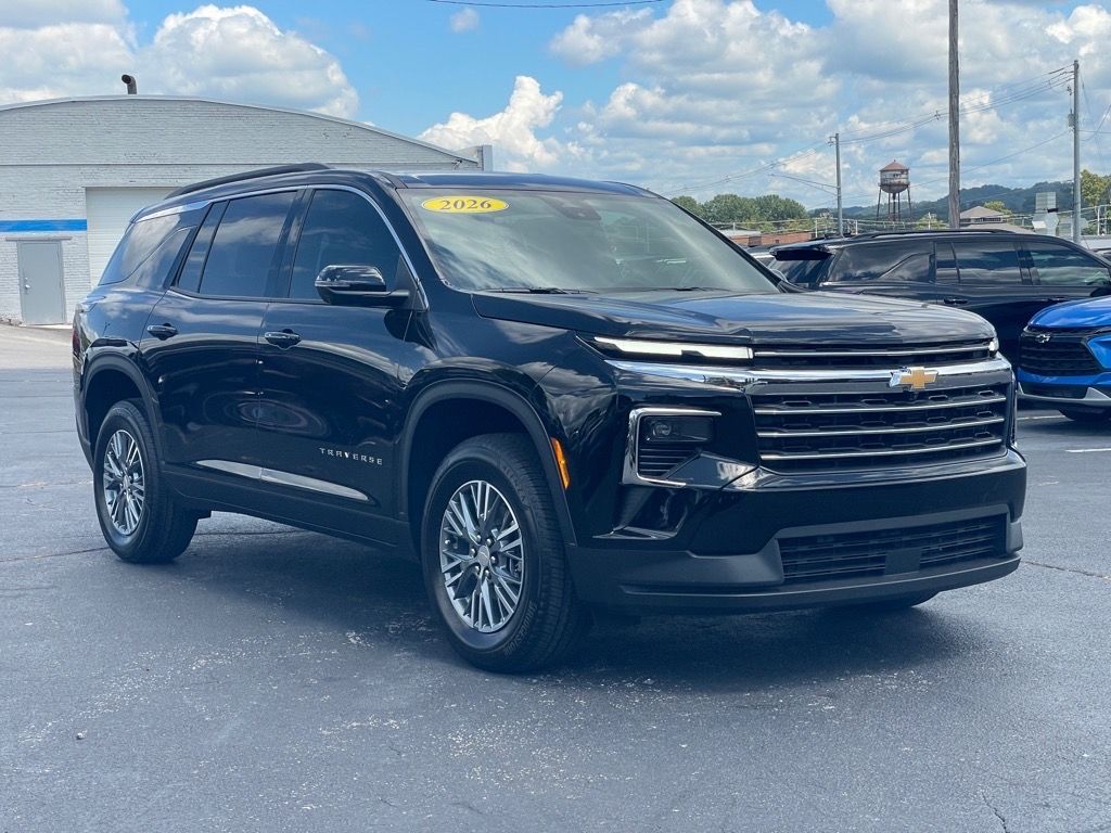 2026 Chevrolet Traverse LT's photo