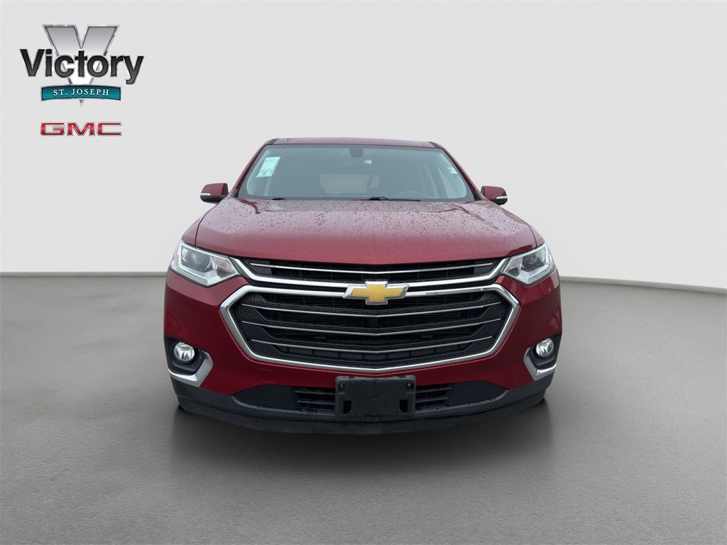 Used 2018 Chevrolet Traverse 1LT with VIN 1GNERGKW6JJ113878 for sale in Kansas City