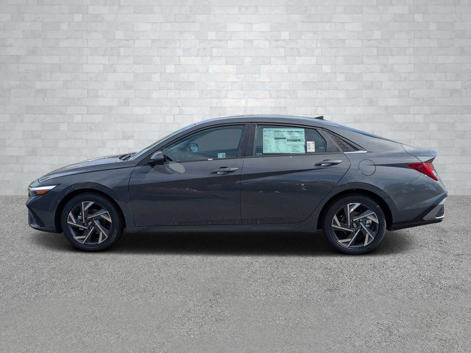 2025 Hyundai Elantra Hybrid Limited photo 7