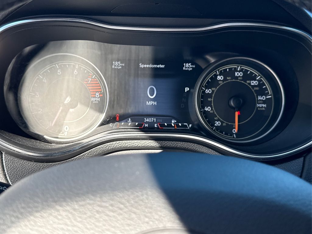 2019 Jeep Cherokee Limited photo 21