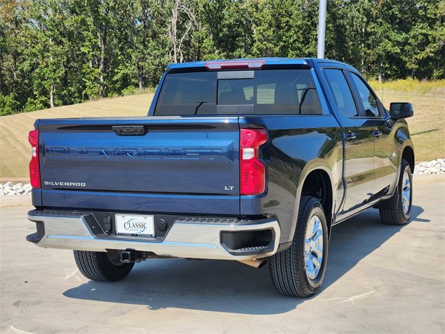 2022 Chevrolet Silverado 1500 LT photo 4
