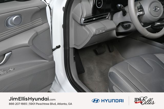 2022 Hyundai Elantra SEL Convenience photo 7