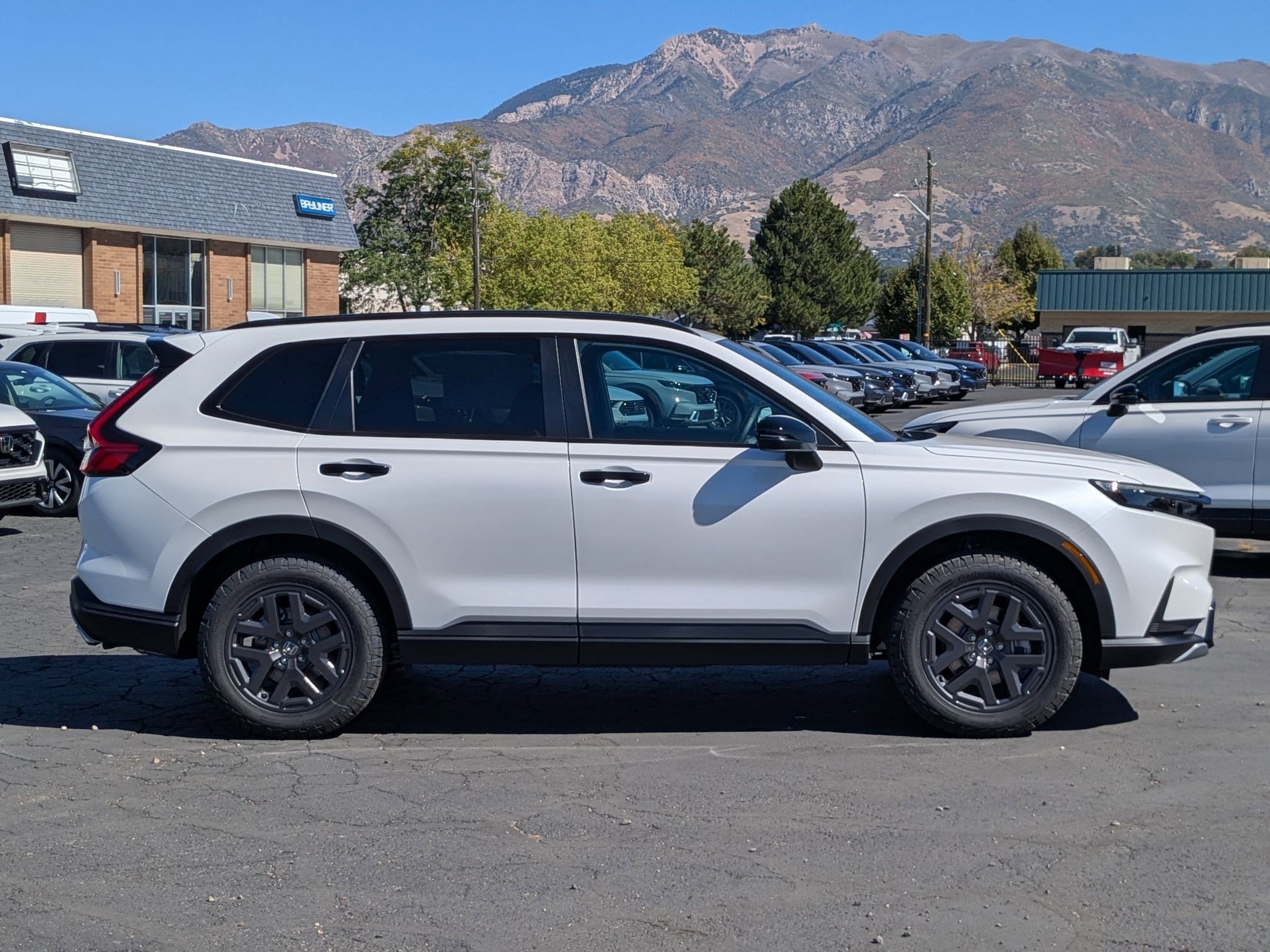 2026 Honda CR-V Hybrid photo 2