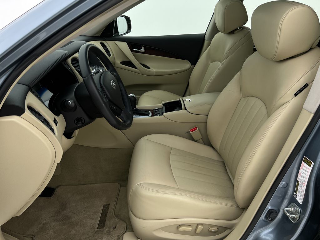 2017 Infiniti QX50 Base photo 12