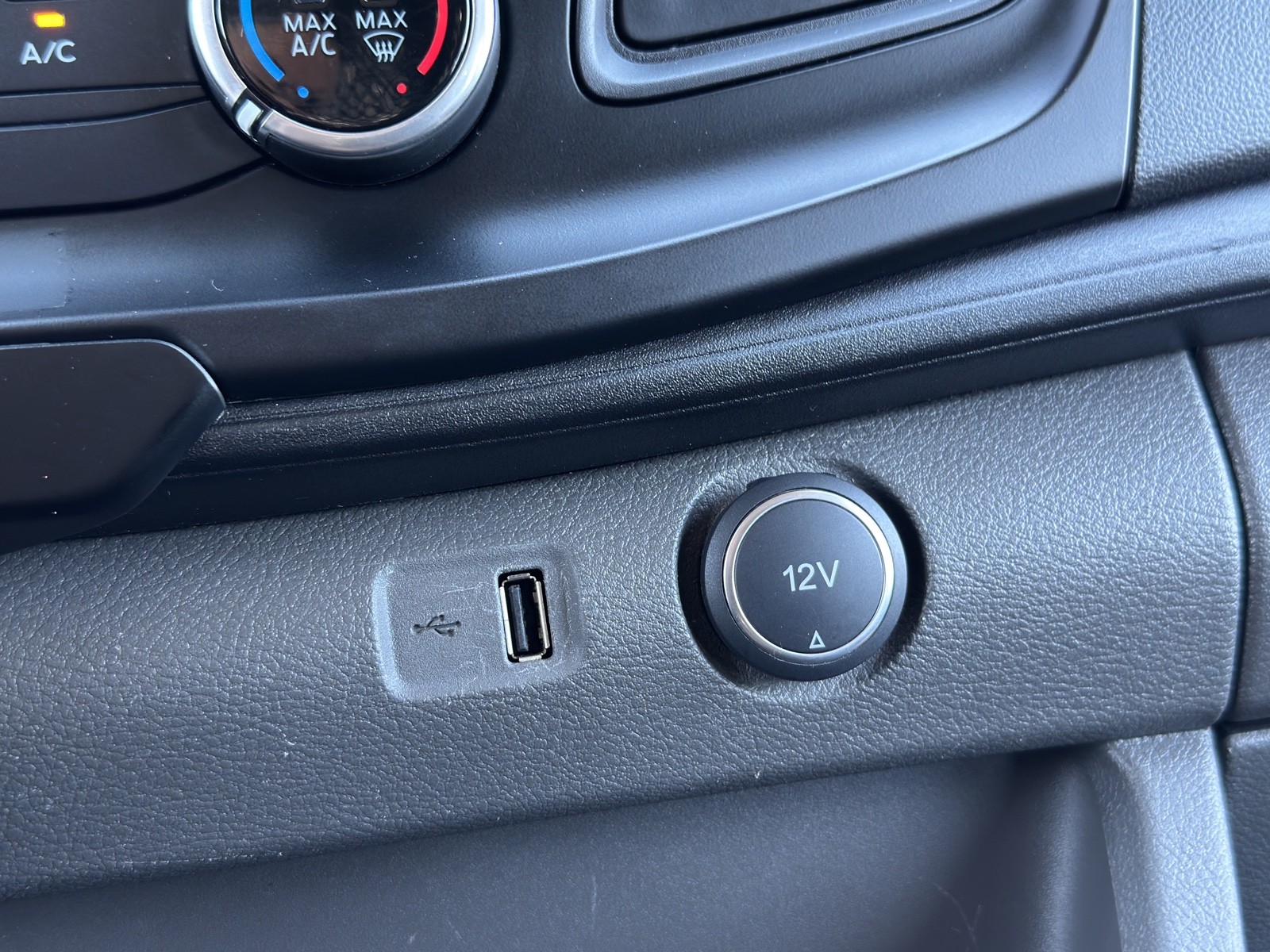 2023 Ford Transit photo 21