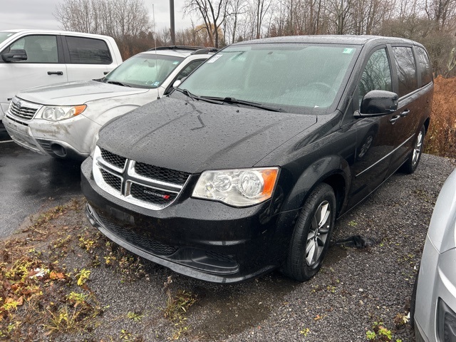 2017 Dodge Grand Caravan SE Plus photo 3