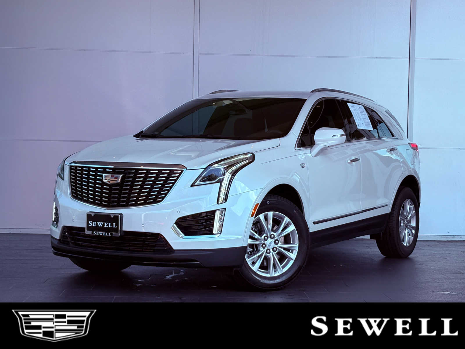 2023 Cadillac XT5 Luxury's photo