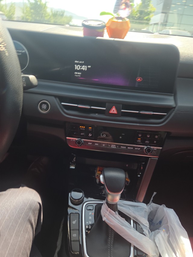 Used 2024 GRAVITY GR Kia EX image 13