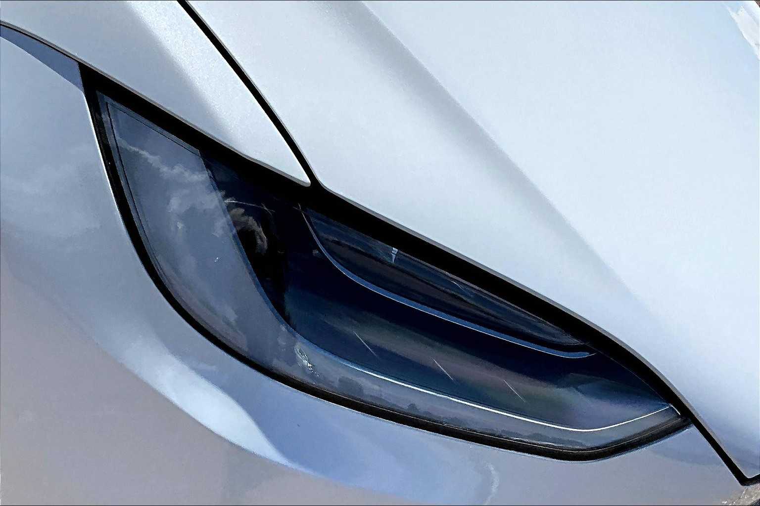 2022 Tesla Model X photo 24
