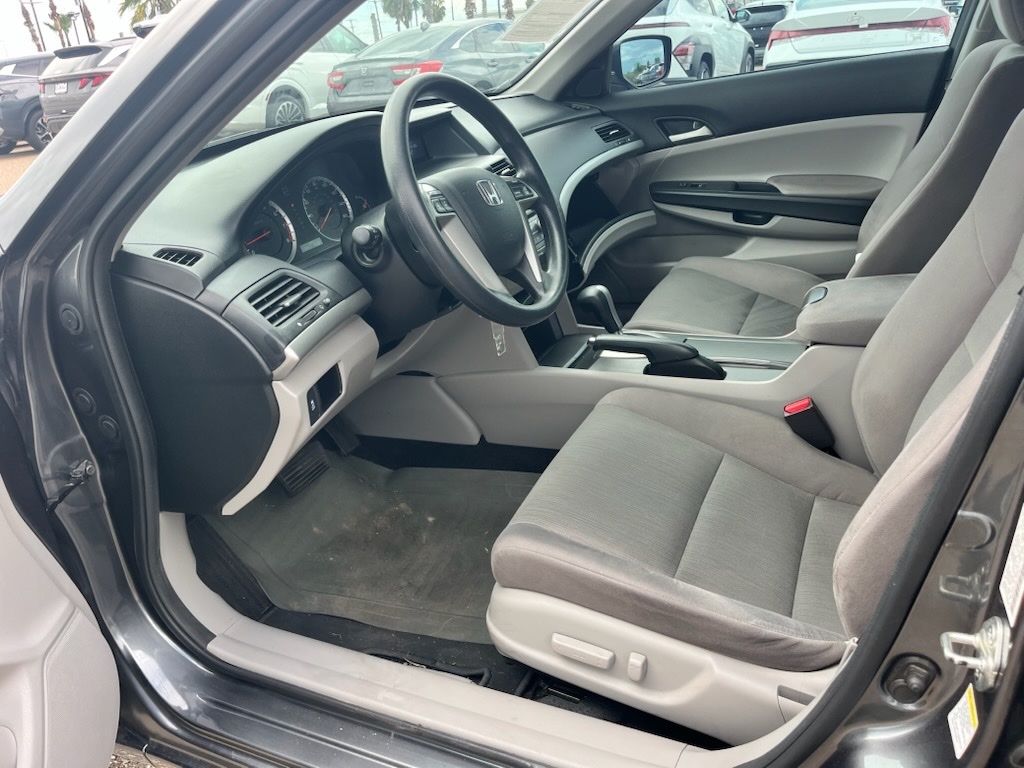 2012 Honda Accord LX-P photo 16