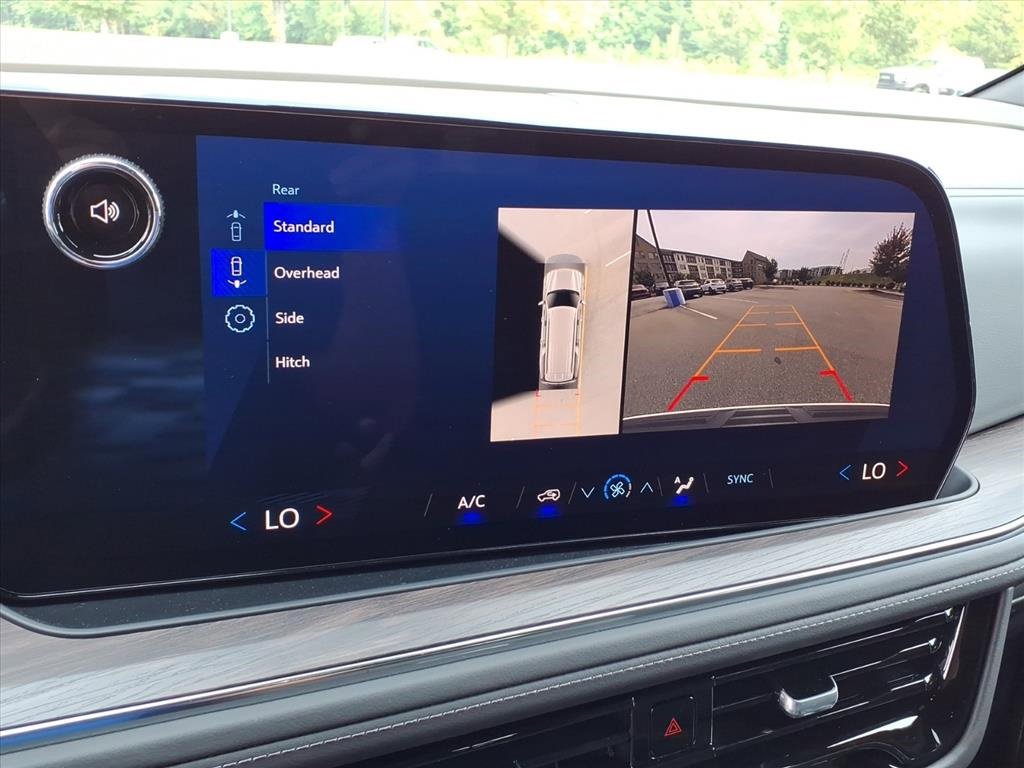 2025 Chevrolet Tahoe Premier photo 3