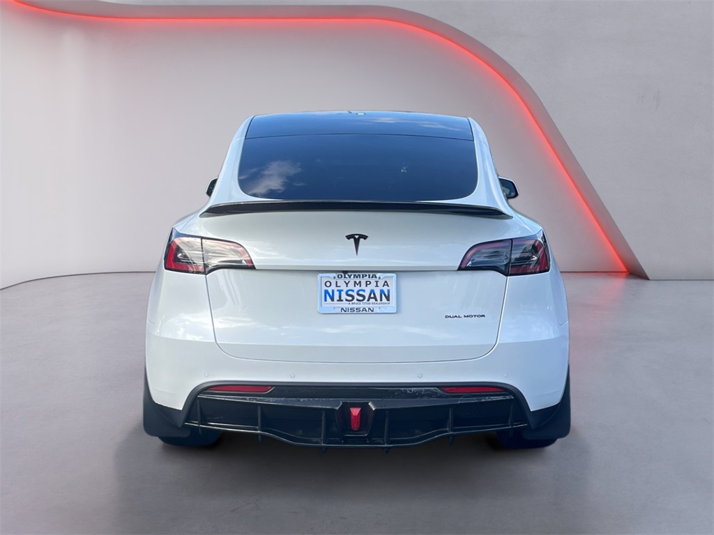 2022 Tesla Model Y Long Range photo 4