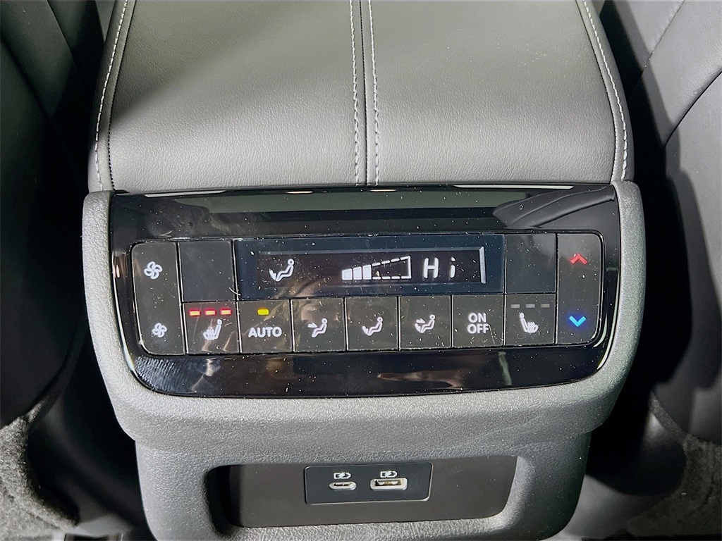 2025 Infiniti QX60 Luxe photo 24